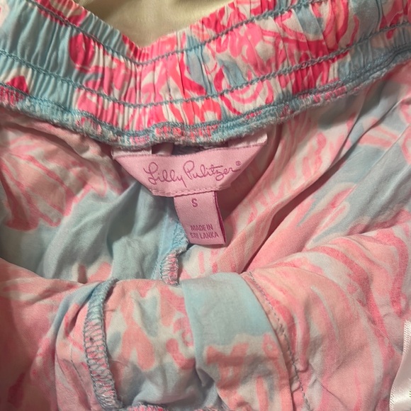 Lilly Pulitzer Pink and Blue Women's Shorts - Picture 4 of 5